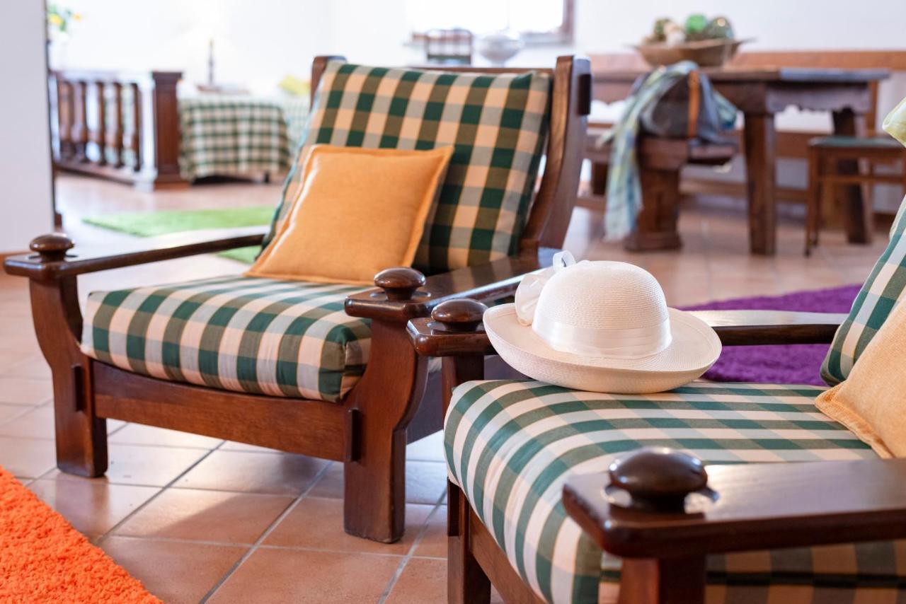 Agriturismo La Rombaia カスティリオーネ・デッラ・ペスカーイア エクステリア 写真